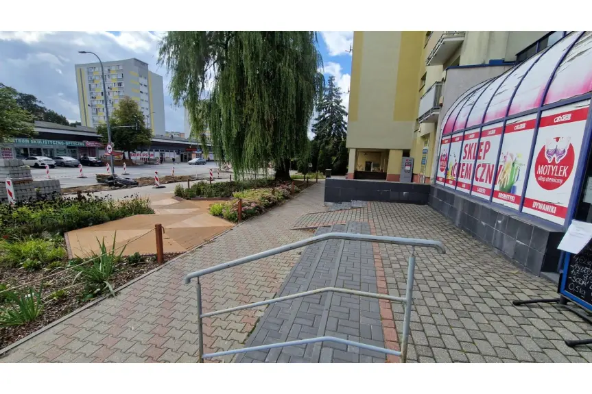 Konin, al. 1 Maja, Lokal na wynajem 149,50m2 w centrum KONINA