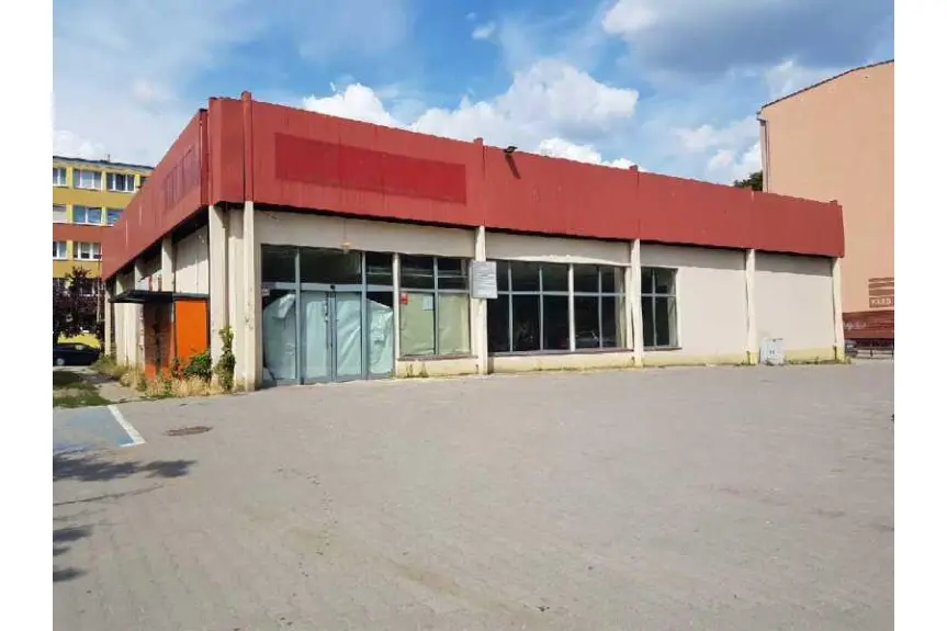 Konin, Kardynała Stefana Wyszyńskiego, Lokal w centrum Konina - duży budynek 558m2- wynajmę!
