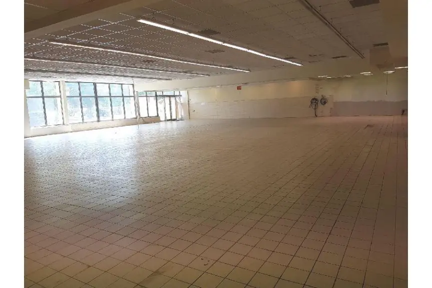 Konin, Kardynała Stefana Wyszyńskiego, Lokal w centrum Konina - duży budynek 558m2- wynajmę!